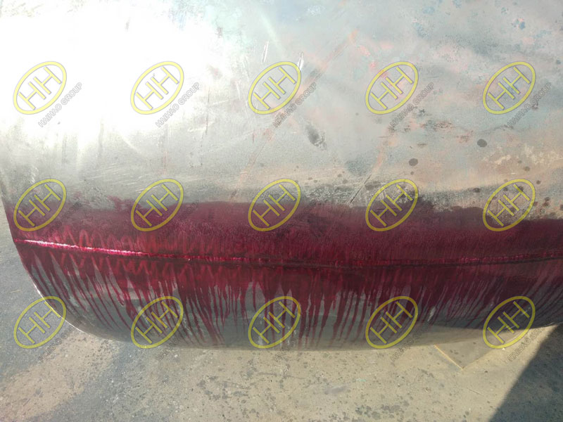 Fluorescence penetrant inspection vs pigmentation penetrant inspection